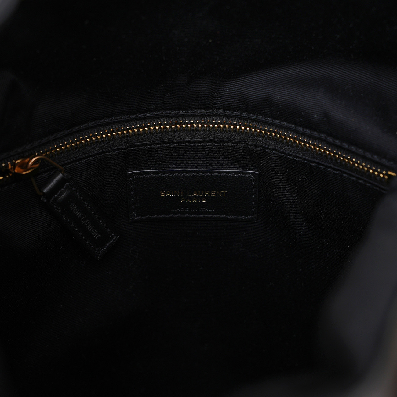 YVES SAINT LAURENT(USED)생로랑 672609 조 드로스트링 쉐브론 백팩